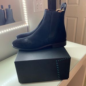 classic black chelsea boots